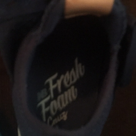 New Balance w/Cruzon - Picture 3 of 4